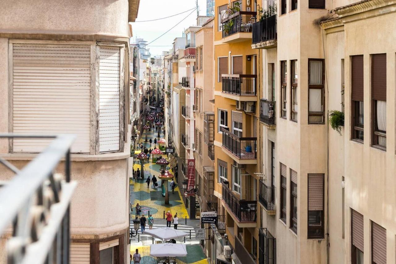 Family And Friends -Alicante Center Exterior foto